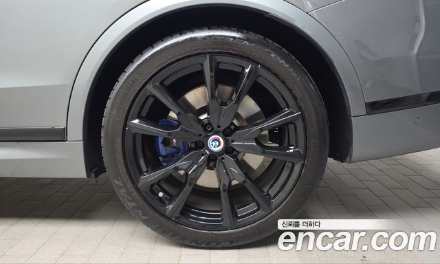 BMW X7 2023 — photo 7
