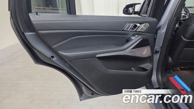 BMW X7 2023 — photo 15