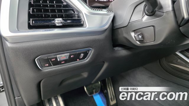 BMW X7 2023 — photo 27
