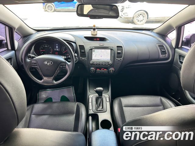 Kia K3 2013 — photo 5