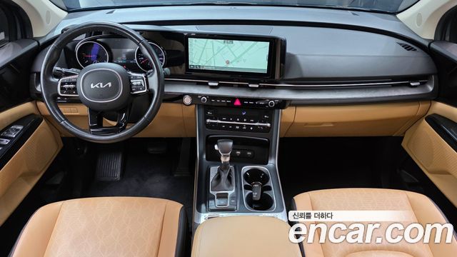Kia Canival 2023 — photo 7