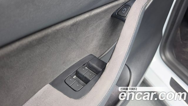 Tesla Model Y 2022 — photo 25
