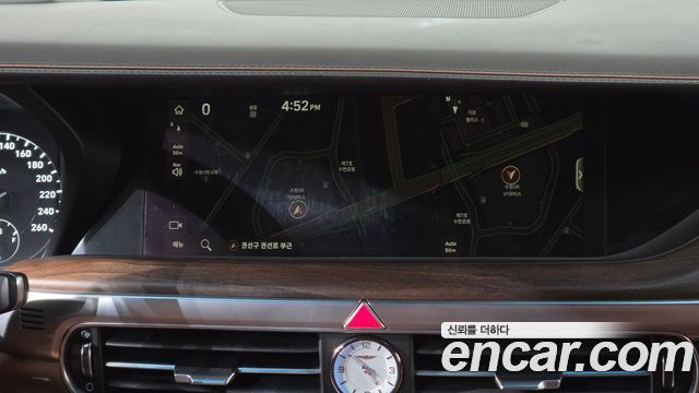Genesis G90 2019 — photo 18