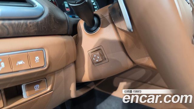 Genesis G90 2019 — photo 47