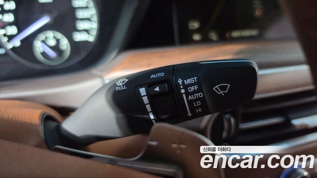 Genesis G90 2019 — photo 49