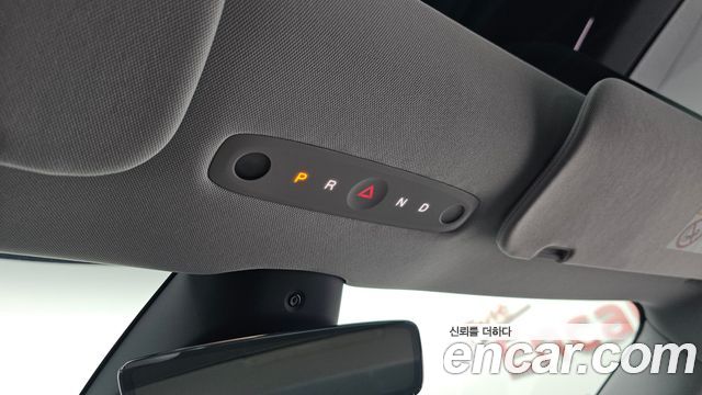 Tesla Model 3 2026 — photo 9