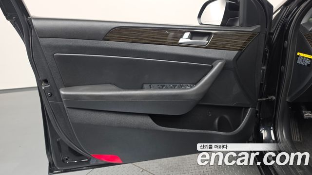 Hyundai Sonata 2016 — photo 14