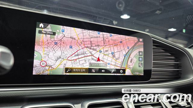 Mercedes-Benz GLE-Class 2022 — photo 18