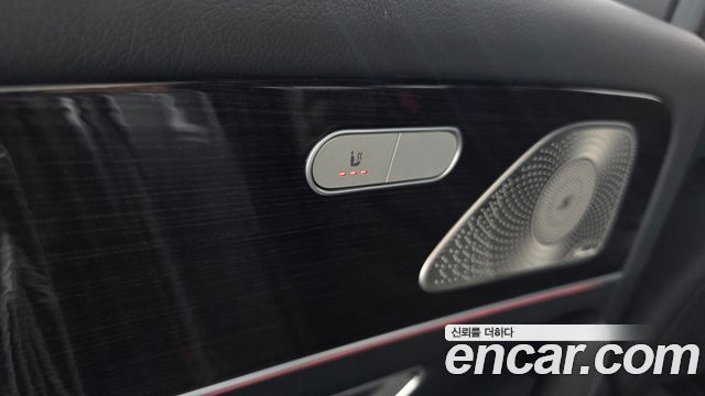 Mercedes-Benz GLE-Class 2022 — photo 32