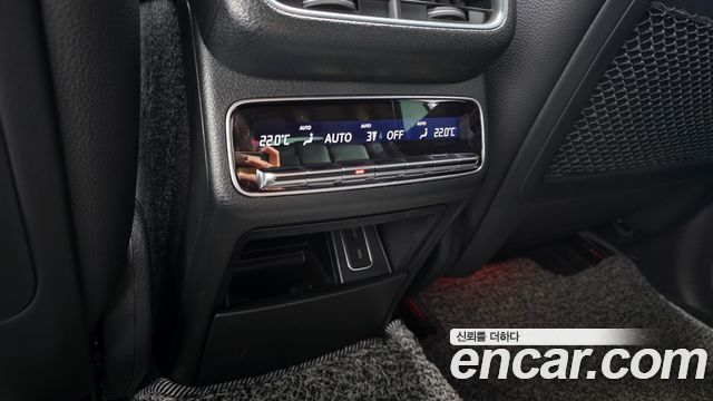 Mercedes-Benz GLE-Class 2022 — photo 33