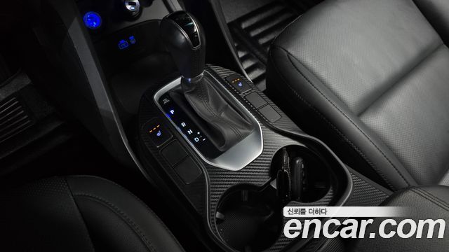 Hyundai Santafe 2016 — photo 12