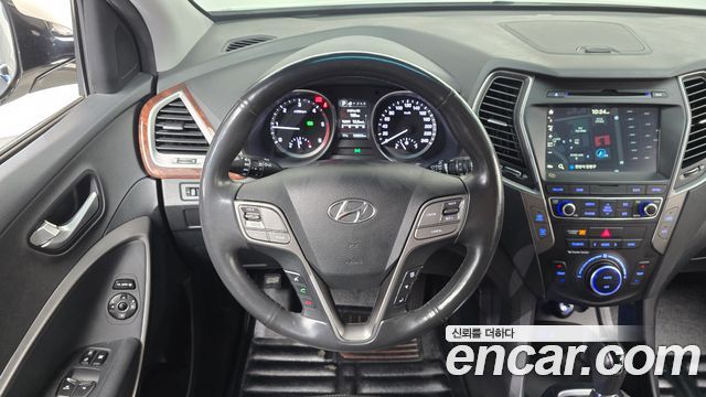 Hyundai Santafe 2016 — photo 19