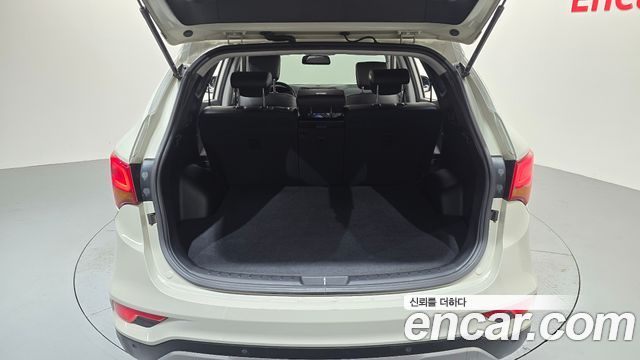 Hyundai Santafe 2016 — photo 22