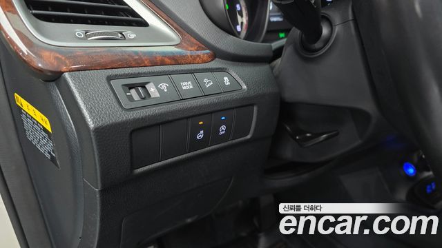 Hyundai Santafe 2016 — photo 25