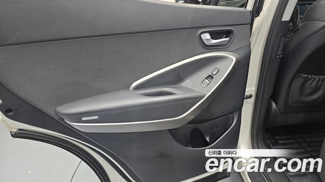 Hyundai Santafe 2016 — photo 15