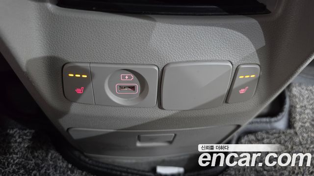 Kia Canival 2019 — photo 21