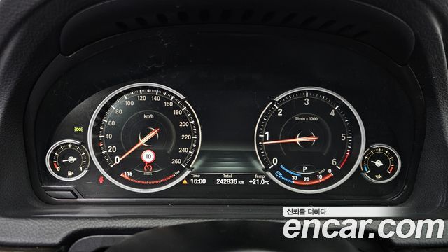 BMW Gran Turismo 2016 — photo 11