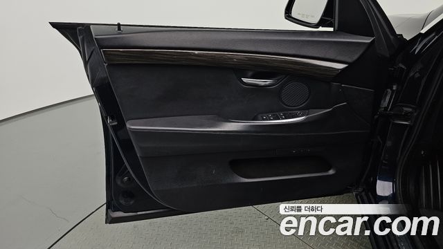 BMW Gran Turismo 2016 — photo 14