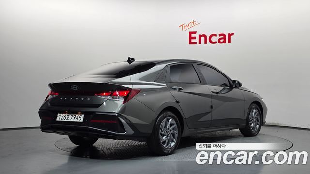 Hyundai AVANTE 2024 — photo 2