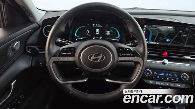 Hyundai AVANTE 2024 — photo 16