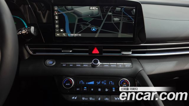 Hyundai AVANTE 2024 — photo 17