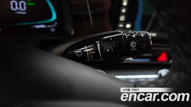 Hyundai AVANTE 2024 — photo 24