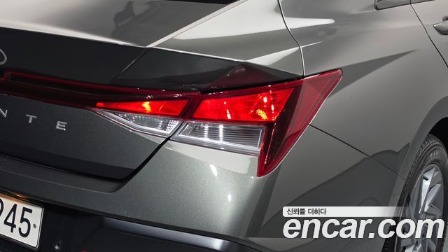 Hyundai AVANTE 2024 — photo 9