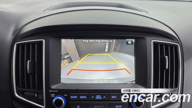 Hyundai Starex 2018 — photo 17