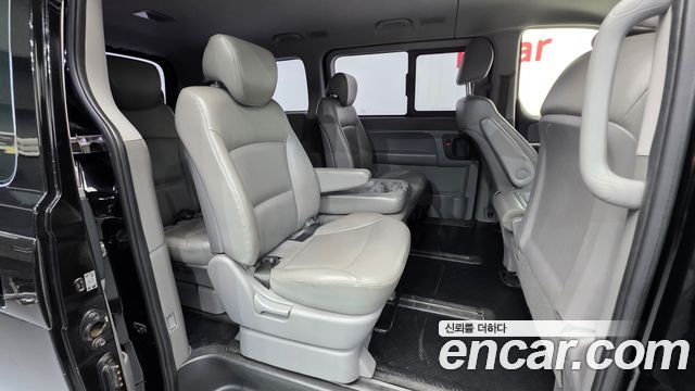 Hyundai Starex 2018 — photo 19