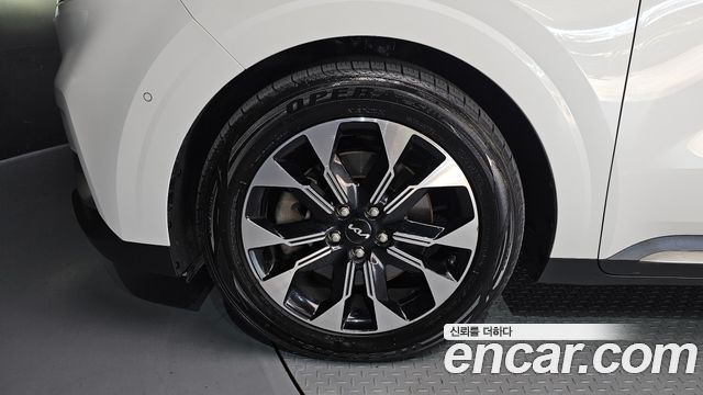 Kia Canival 2022 — photo 5