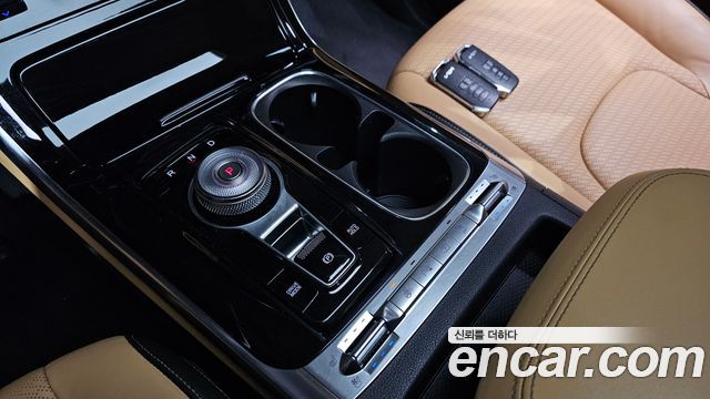 Kia Canival 2022 — photo 12