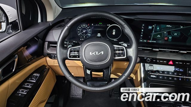 Kia Canival 2022 — photo 18