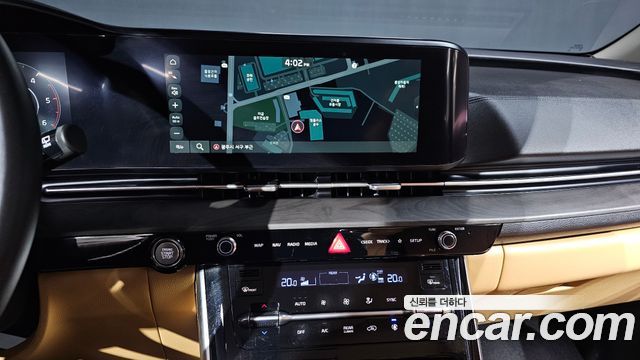 Kia Canival 2022 — photo 19