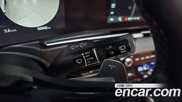 Kia Canival 2022 — photo 22