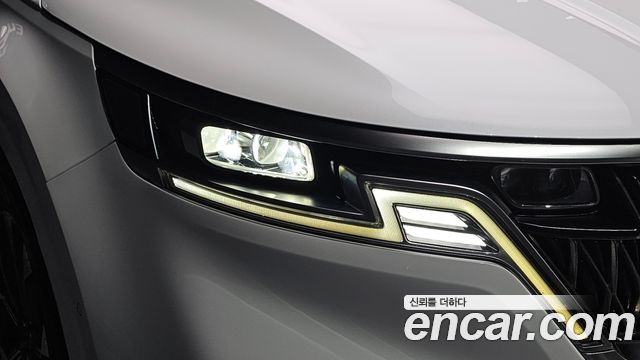 Kia Canival 2022 — photo 8