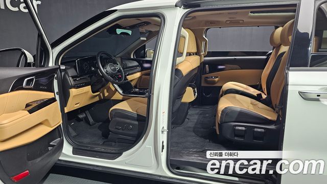 Kia Canival 2022 — photo 29