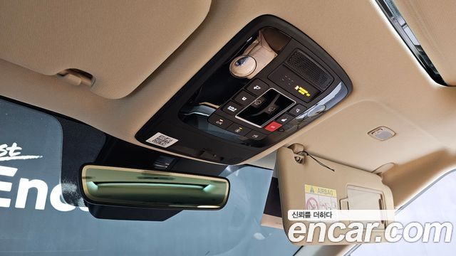 Kia Canival 2022 — photo 31