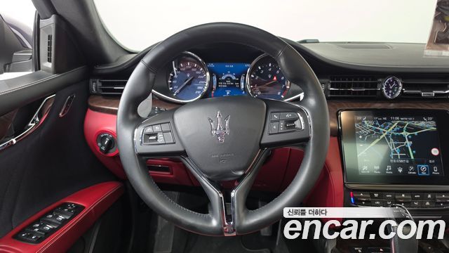 Maserati Quattroporte 2019 — photo 20