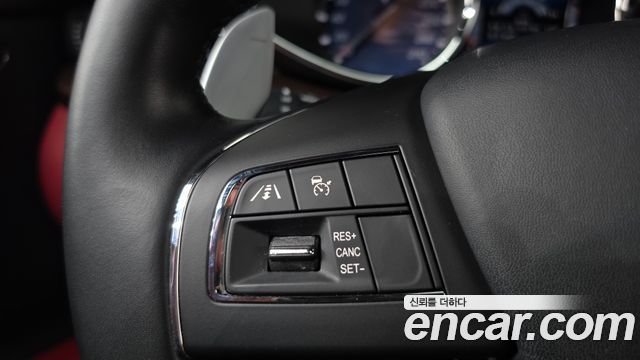 Maserati Quattroporte 2019 — photo 24