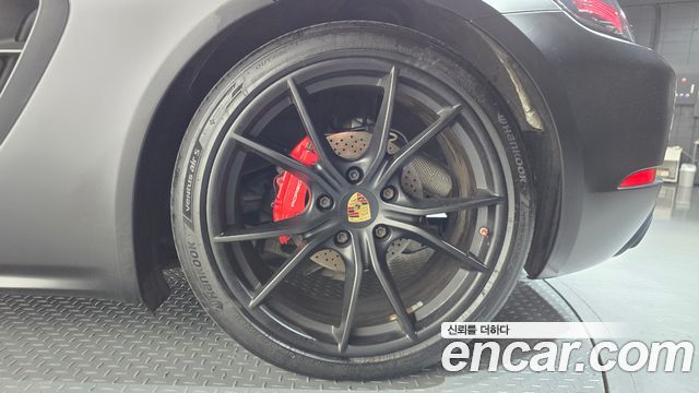Porsche 718 2018 — photo 7