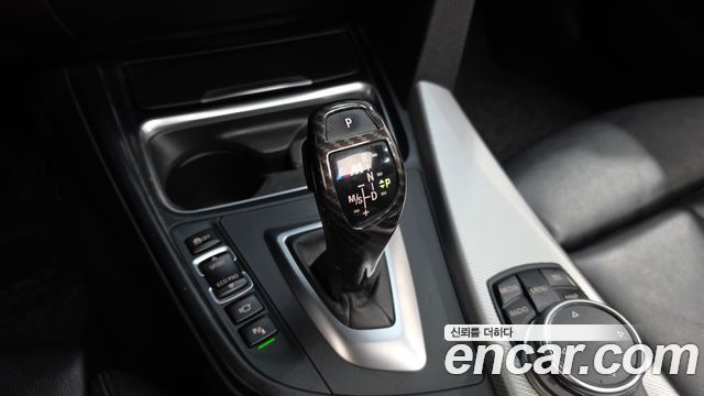 BMW 4-Series 2015 — photo 9