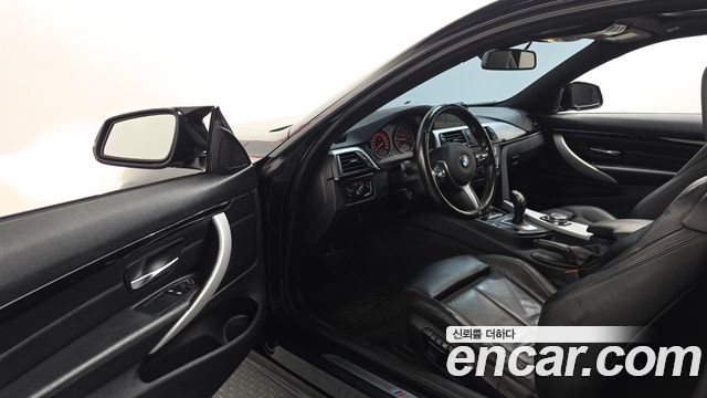 BMW 4-Series 2015 — photo 10