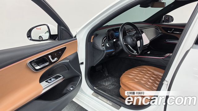 Mercedes-Benz E-Class 2024 — photo 13