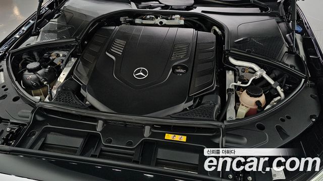 Mercedes-Benz S-Class 2022 — photo 6