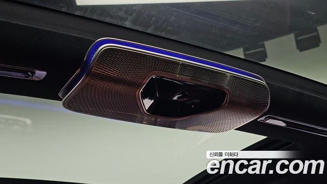 Mercedes-Benz S-Class 2022 — photo 19
