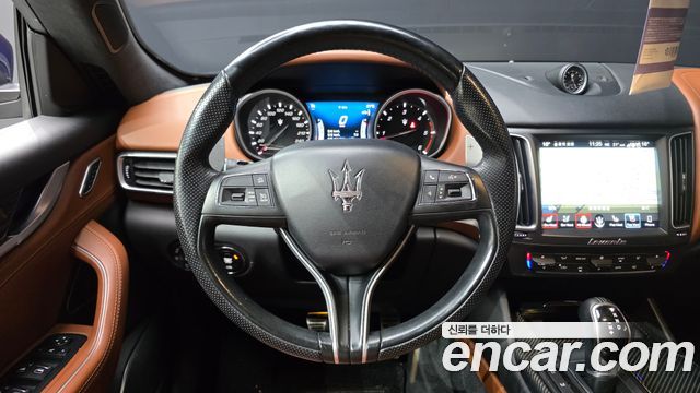 Maserati Levante 2018 — photo 21