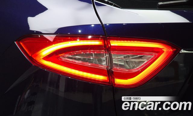 Maserati Levante 2018 — photo 9