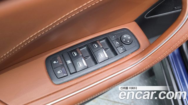 Maserati Levante 2018 — photo 28