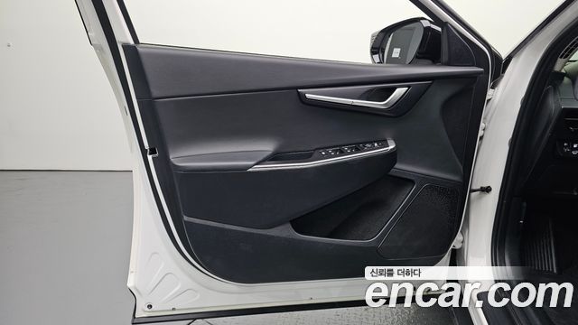 Kia EV6 2022 — photo 14