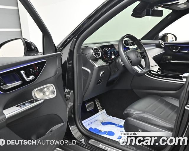 Mercedes-Benz GLC-Class 2024 — photo 11